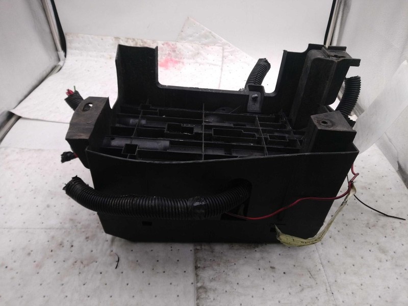 Used Fuse Box Engine fits: 2013 Chevrolet Silverado 1500 pickup 5.3L gasoline Gr
