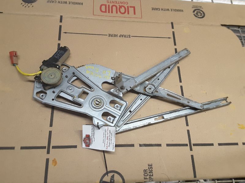 95 96 CIRRUS L. RE WINDOW REGULATOR 73934