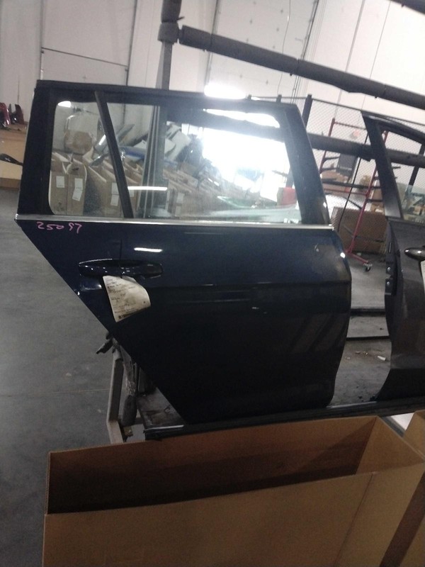 2016 Volkswagen Golf Rear Right Door Blue OEM 461088 113K Miles