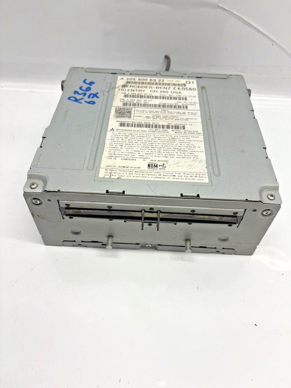 16-19 OEM Mercedes С205 C300 Radio Receiver CD FM Player Control Module