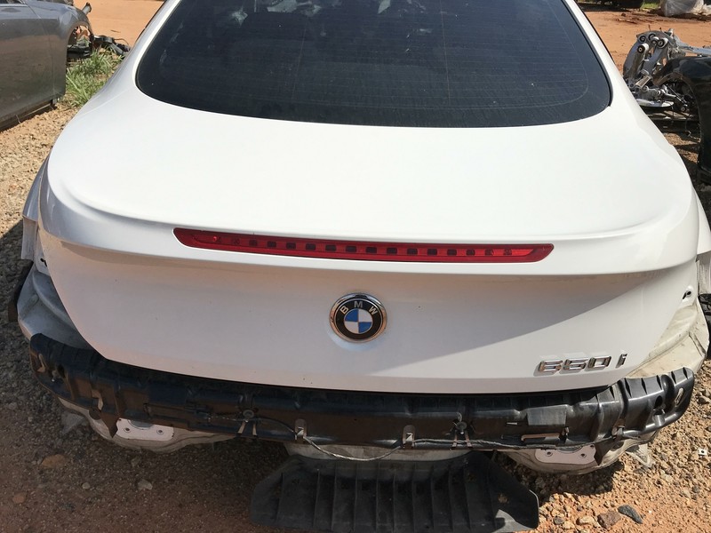08 09 10 BMW 650I M6 TRUNK LID TRUNKLID OEM COMPLETE W/LATCH AND TAILLIGHT WHITE