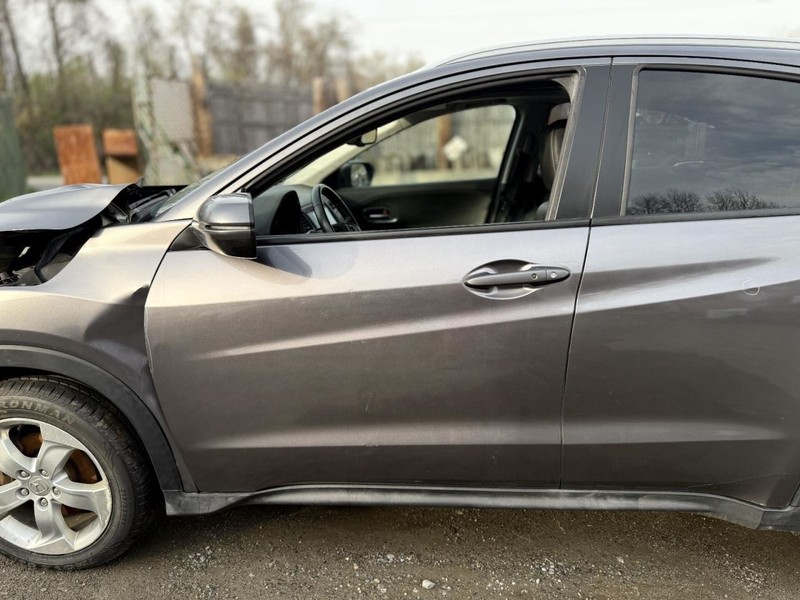 2016-2022 Honda HR-V Left Driver Side Front Door Gray