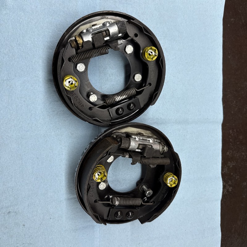 1990’s - 2000’s Ezgo txt Workhorse Lx 800 Rear Brakes Good