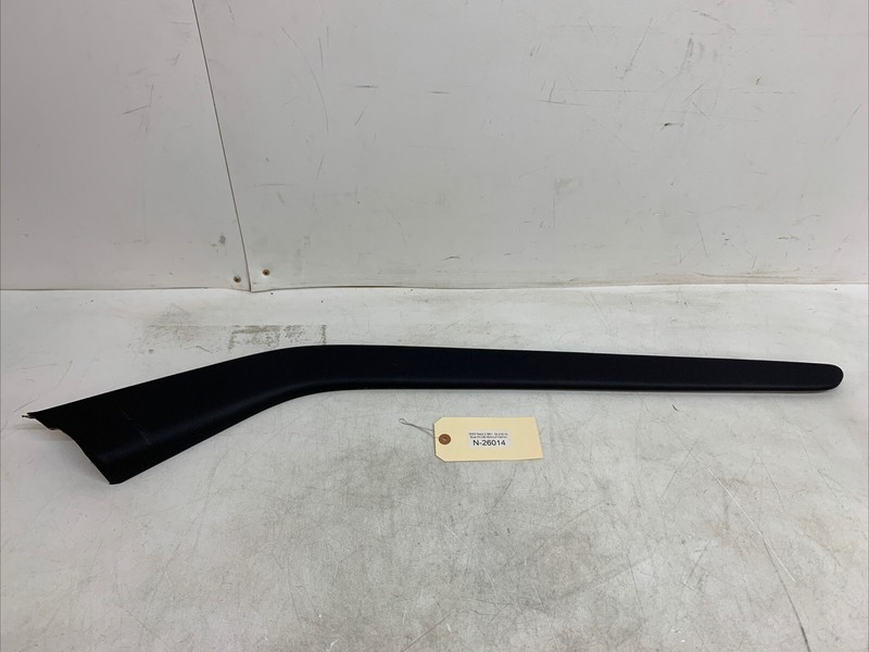 17-22 TESLA MODEL Y CENTER CONSOLE RIGHT SIDE MOLDING COVER 108794400D 26014 U8