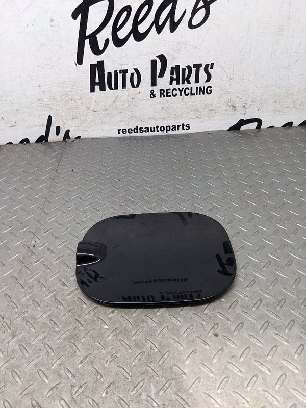 2019-2025 Chevy Silverado OEM Fuel Filler Door OEM 1193606