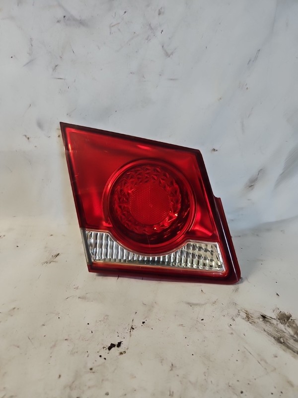 2011 to 2015 Chevrolet Cruze Left Driver Lh Inner Trunk Tail Light Oem lid mount