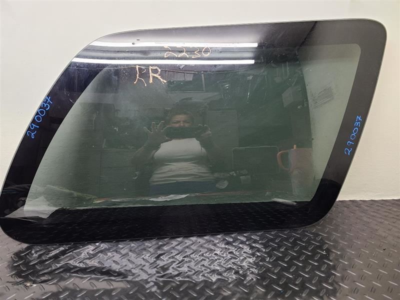 98-03 Dodge Durango Right Passenger Quarter Glass W/ Privacy Tint OEM 55256350AB