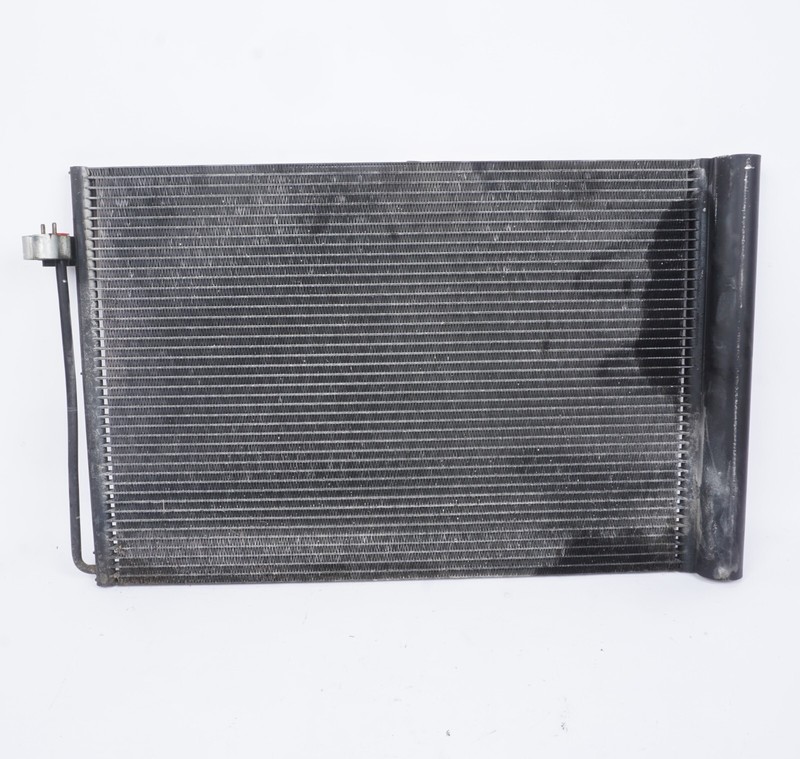 2006 - 2010BMW 650i E63 E64 A/C Condenser 2282939 OEM
