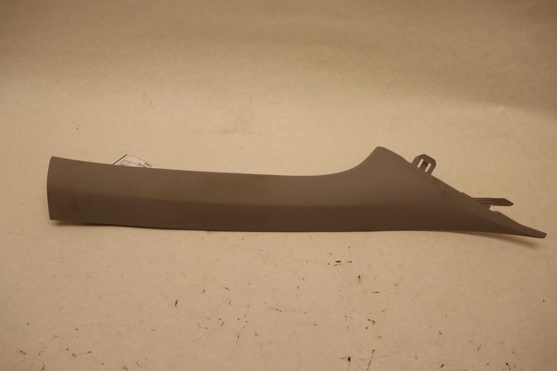 2015-2017 HYUNDAI SONATA RIGHT PASSENGER WINDSHIELD A PILLAR TRIM COVER OEM