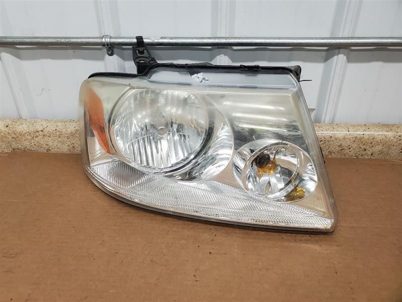 Passenger Headlight Bright Background Fits 04-08 FORD F150 PICKUP 279034