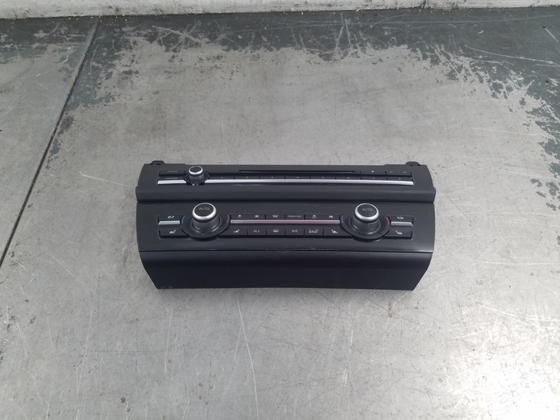 2013 BMW M5 F10 Radio / Climate Control Switch Panel #6234 Q1