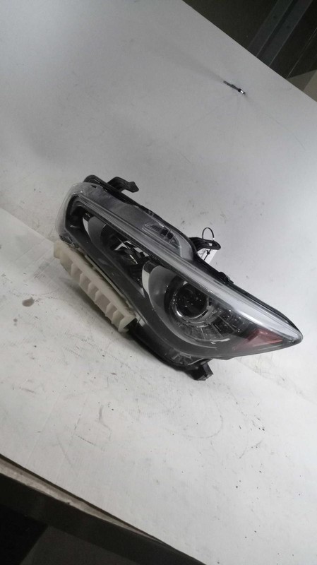 2017 INFINITI Q50 Left Headlight Assembly Black 535490 Used 99K Miles