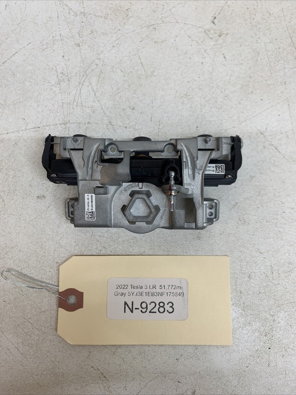 Tesla Model 3 Front Windshield Triple Camera 1143746-00-d 9283 B61