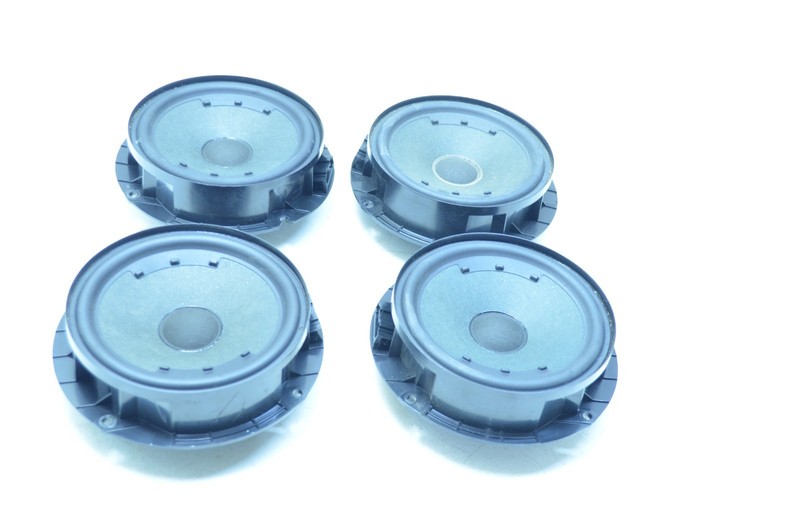 12-18 VOLKSWAGEN PASSAT INTERIOR DOOR SPEAKER SET OF 4 ITEMS OEM