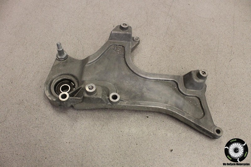 2009 Piaggio BV 250 ENGINE MOTOR MOUNT SUPPORT BRACKET BV250 09