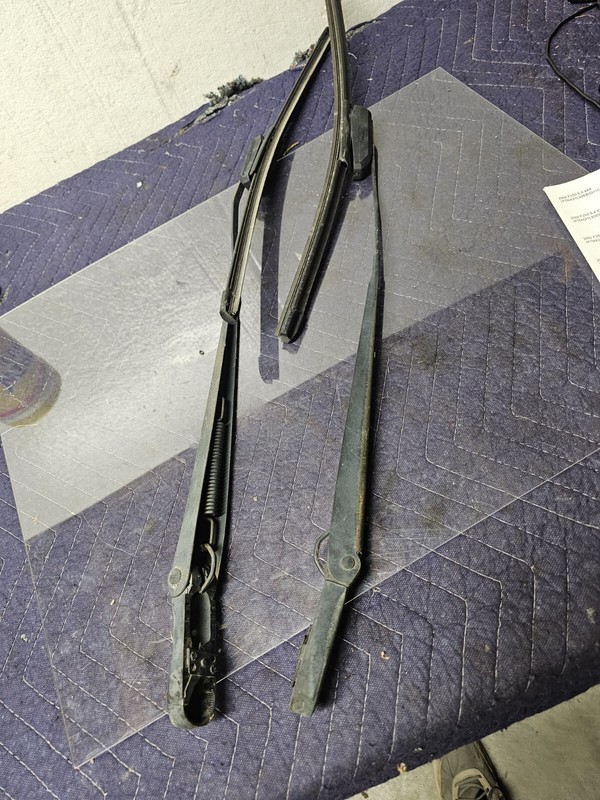 2011 2012 2013 2014 2015 Ford F250 F350 Windshield Wiper Arm Arms Left Right Set