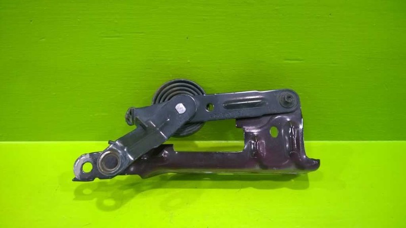 07 08 09 10 11 12 13 GMC SIERRA 1500 RWD LEFT HOOD HINGE SUPPORT BRACKET 2448-69