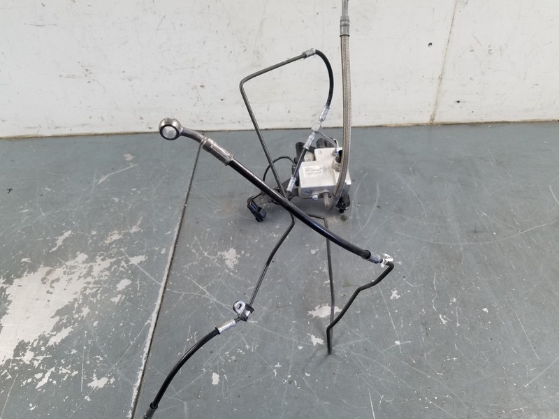 2021 McLaren GT Suspension Pump Valve #1404 B9