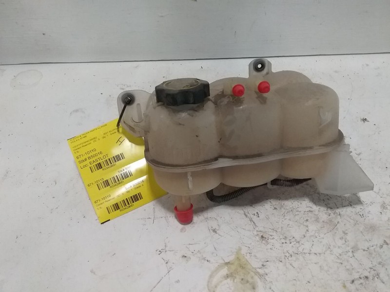 Coolant Reservoir Fits 19-23 SIERRA 1500 PICKUP 3429681