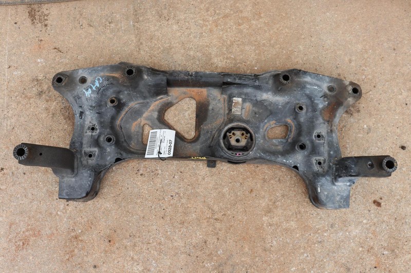 2016-2019 VOLKSWAGEN PASSAT 2.0L FWD FRONT SUSPENSION CROSSMEMBER SUBFRAME OEM