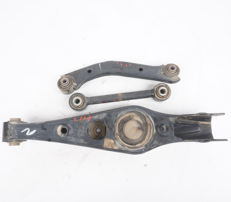 2016-2020 Kia Sorento 3.3l Rear Control Arm Right Passenger Side 3Pcs OEM