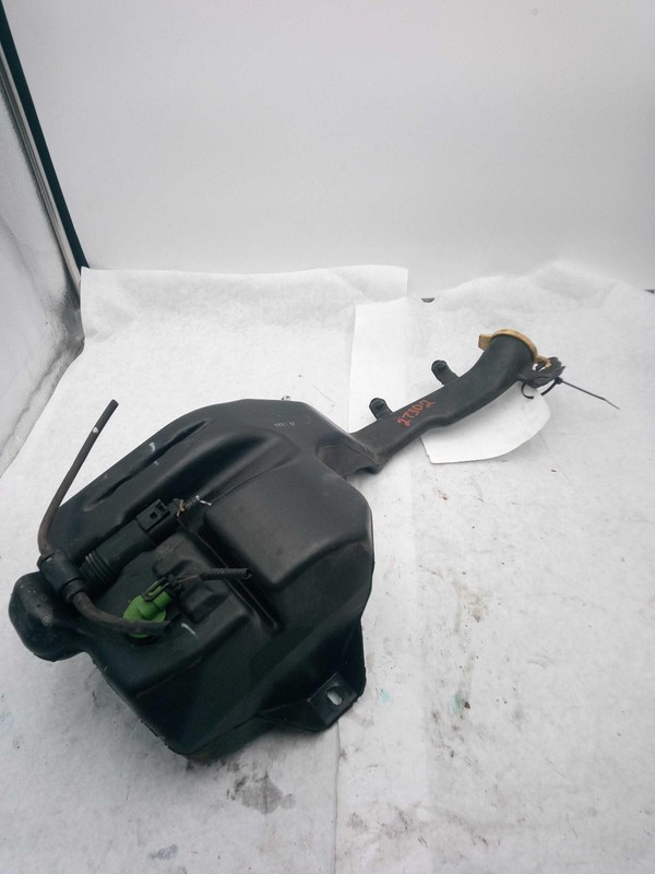 2008 Jeep Grand Cherokee Washer Fluid Reservoir OEM Blue 3.70L 170K Miles