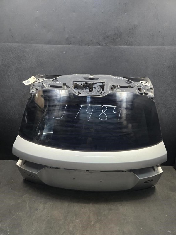 Trunk Liftgate Shell w/ Back Glass 2018 Range Rover Velar 524123460 2019 - 2022