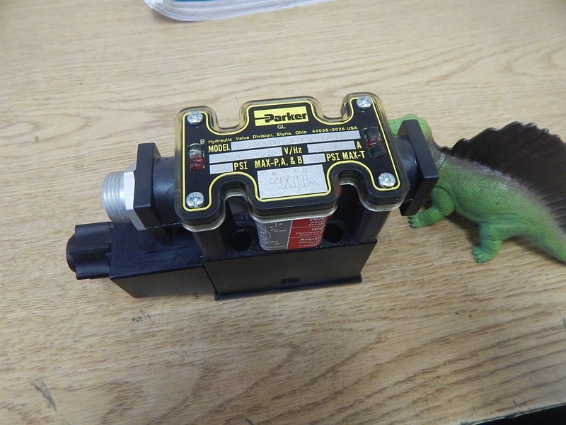 Parker D1VW20BNYCF563075XB087 Hydraulic Valve*FREE SHIPPING*