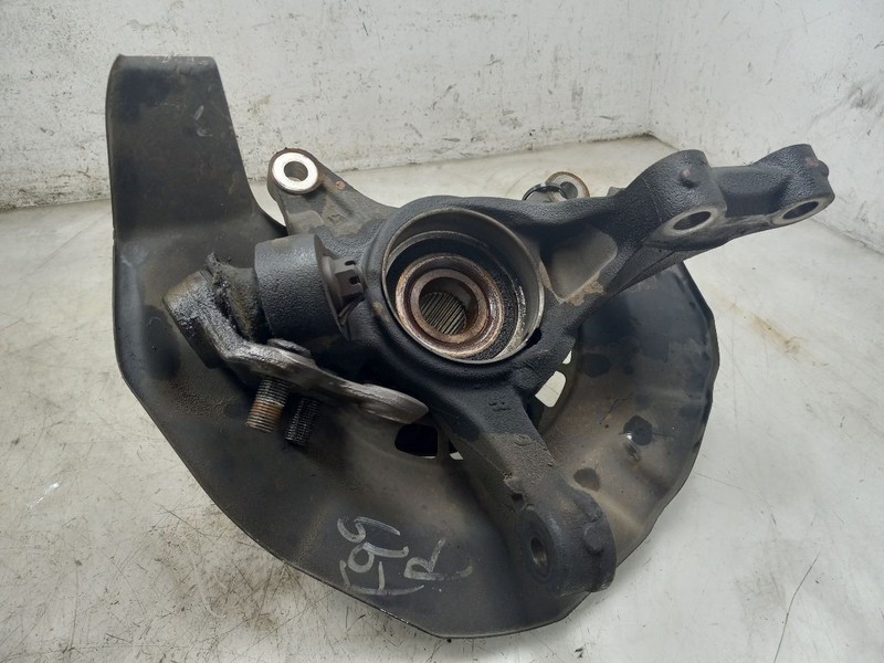 04 05 06 07 TOYOTA HIGHLANDER FRONT PASSENGER RIGHT SPINDLE KNUCKLE