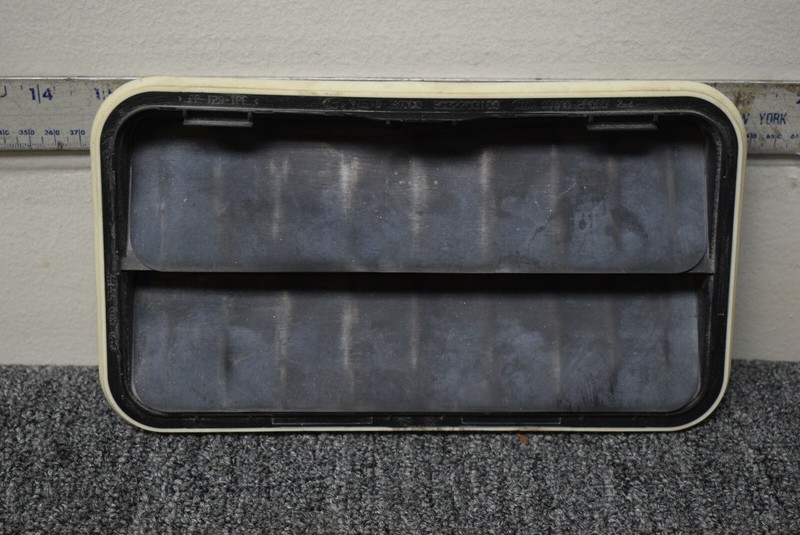 2005-2010 HYUNDAI SONATA GRILLE ASSEMBLY AIR EXTRACTOR FACTORY OEM