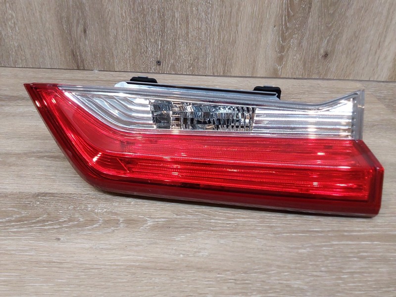 2017-2019 Honda CR-VRHTAIL LIGHTASSY OEM