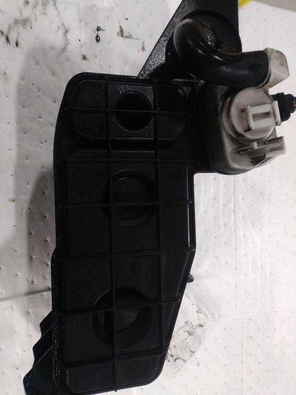 2018 Jeep Renegade Vapor Canister OEM 5449859 Used 104k Miles White