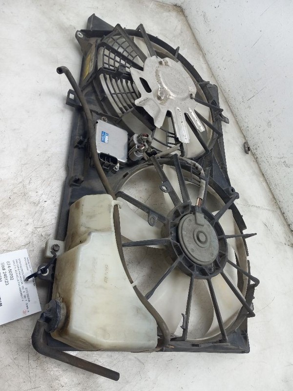 11-13 TOYOTA SIENNA 2.7L FWD RADIATOR FAN ASSEMBLY