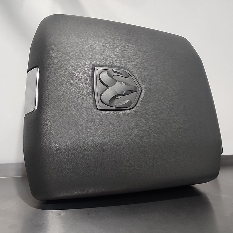 OEM 13 - 17 DODGE 1500 PICKUP Gray Front Floor Console Lid 5NB43LU7AB