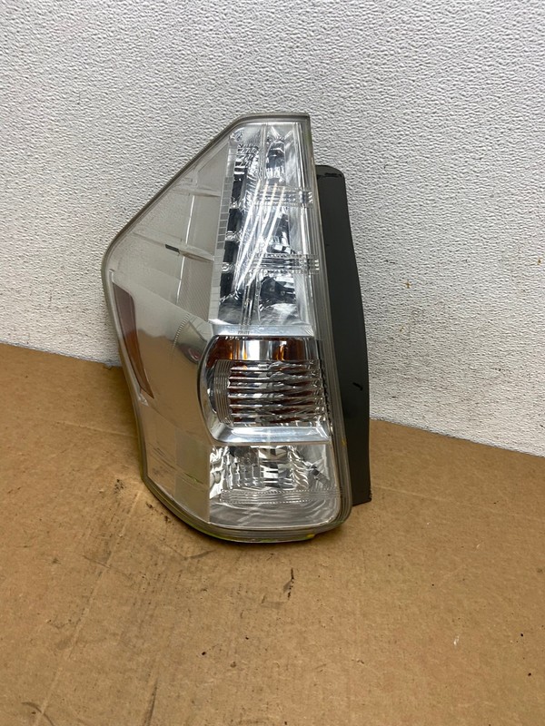 2012 2013 2014 Toyota Prius V LED Left Driver LH Tail Light Oem AD5482 LK