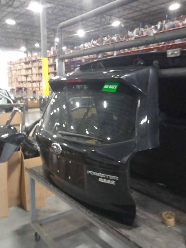 Used Deck Lid fits: 2017 Subaru Forester w/spoiler manual lift Grade A