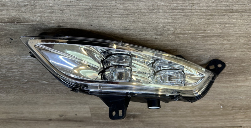 2015-17 CHRYSLER 200 LH FOG LIGHT ASSY OEM PART# 68294377AA