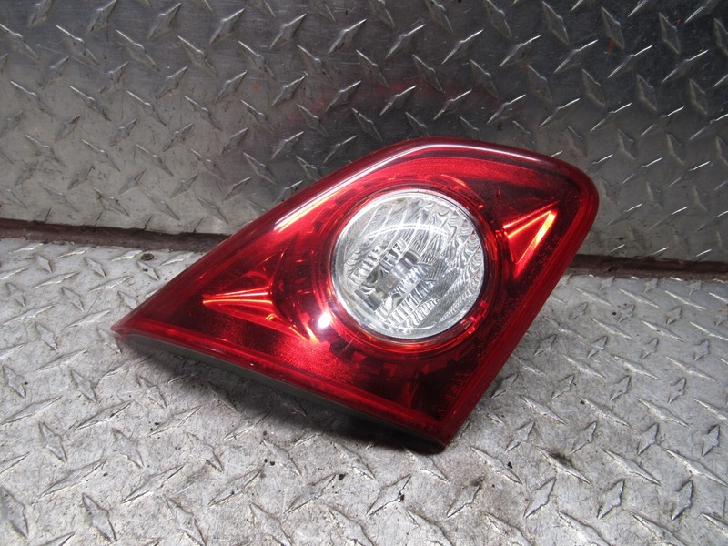 09-11 NISSAN ROGUE LEFT REAR DRIVER TAIL LAMP LIGHT GATE MOUNTED