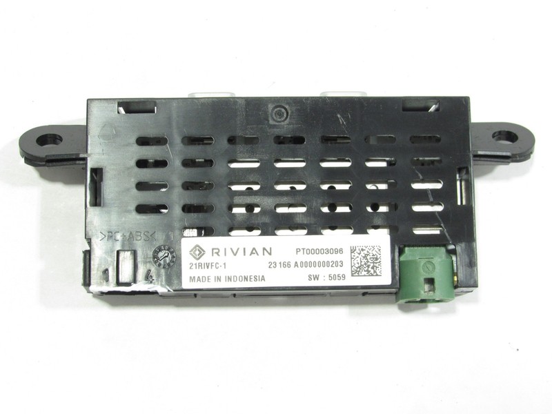 Rivian R1S 2024 Cental Console Control USB Charger Adapter Module Unit 21-26 @1