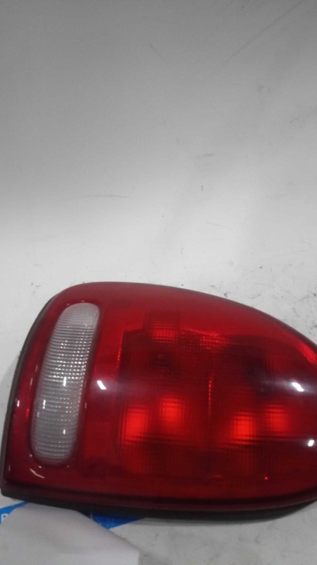 2000 Dodge Durango Left Tail Light Assembly White OEM Used 388099 155K Miles