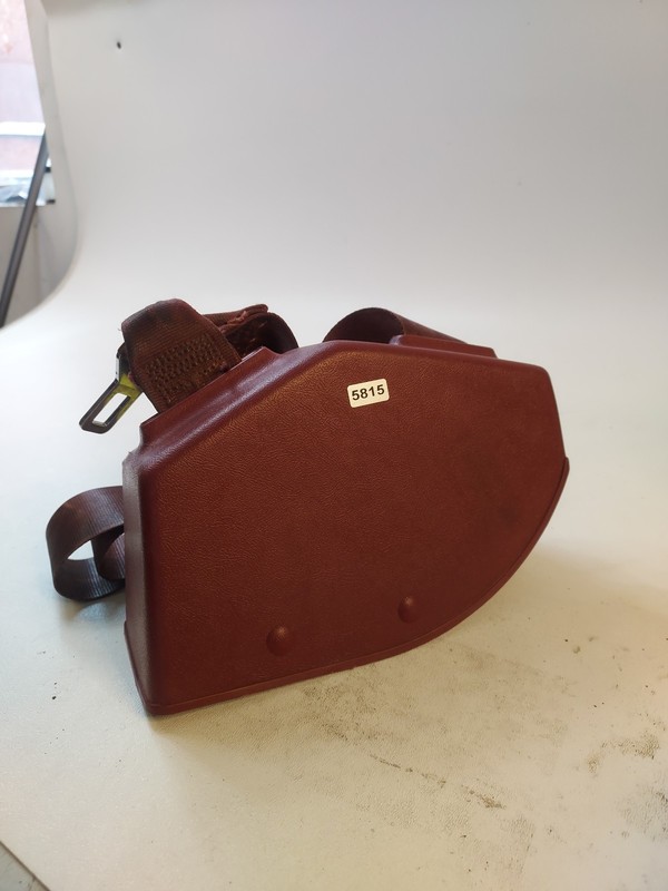 1988-98 GMC Sierra Burgundy Red Driver Left LH Side Seat Belt Retractor OEM