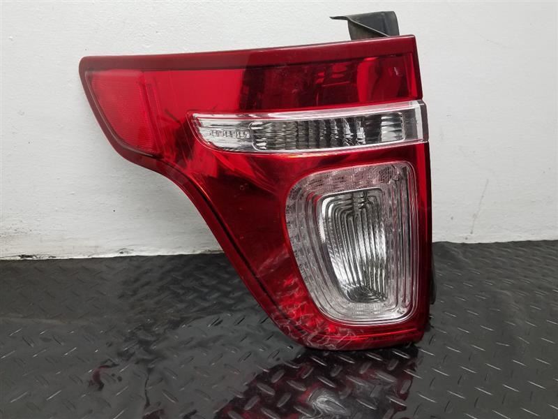 11-15 Ford Explorer Left Driver Tail Lamp Assm Twist Reverse Lamp OEM BB5Z13405C
