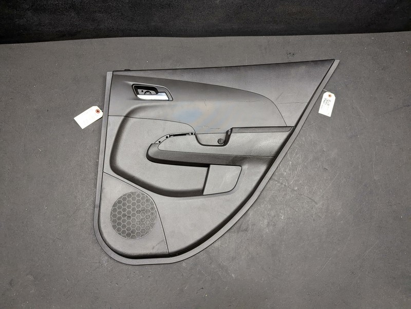 Rear Right Door Trim Panel Black 2019 Chevrolet Sonic 94511053 2017 2018 2020 X