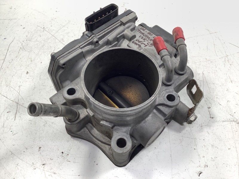 06-011 Honda Civic SI Throttle Body Assembly 16400-RRB-A02 OEM