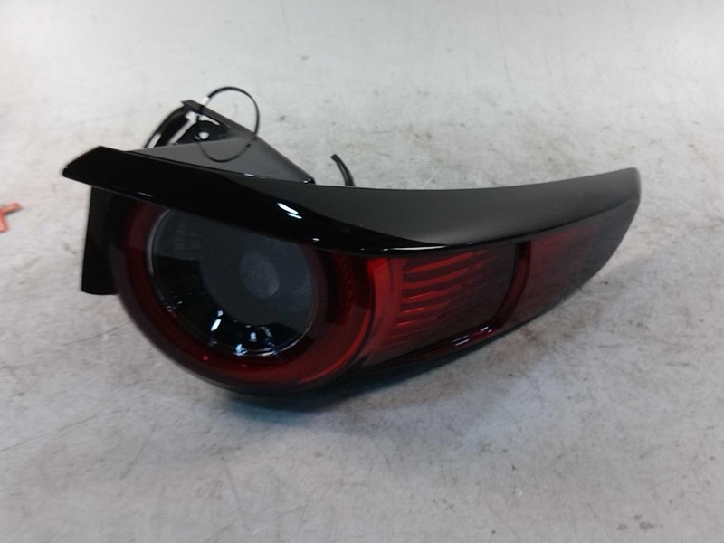 2023 MAZDA CX-30 Right Tail Light Assembly Black OEM Used 16K Miles NJ25-15646
