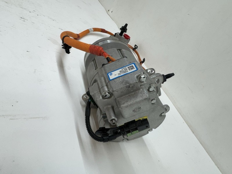 17-23 Tesla 3 AC COMPRESSOR - ELECTRIC AIR CONDITIONING 1088198-00-O N-38047 S2