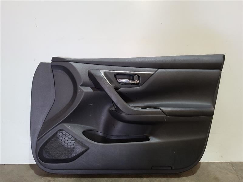 Passenger Front Door Trim Panel Black Fits 2017 Altima 563839