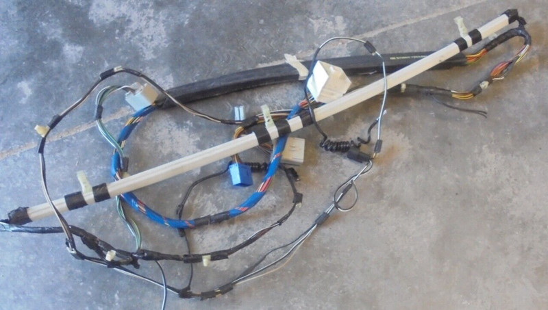 2003 Jeep Liberty Sport 3.7L 3.7 Rear Back Electrical Wire Harness Sub Loom Gate