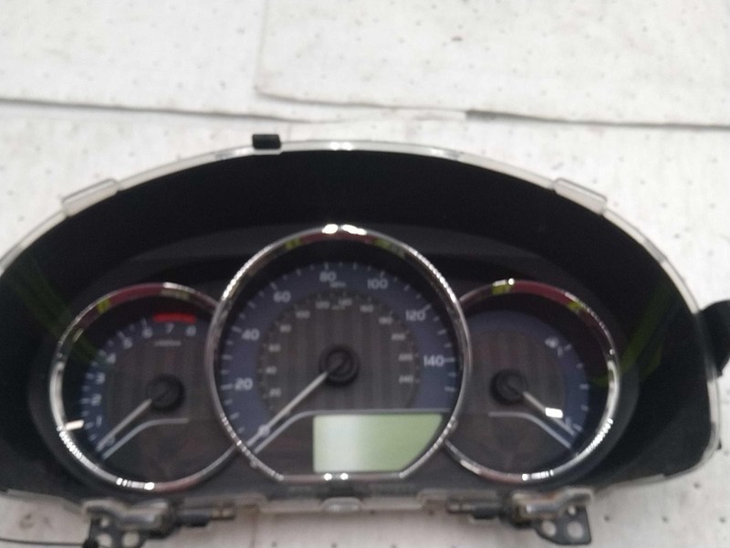 2016 Toyota Corolla Speedometer Gauge OEM White 1.8L 130K Miles 83800-0ZX00