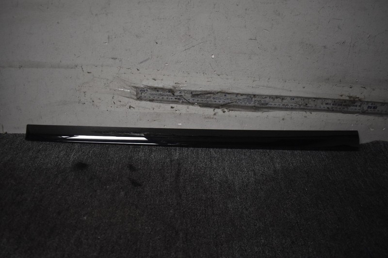 2019-2022 BMW X7 REAR DOOR TRIM FACTORY OEM